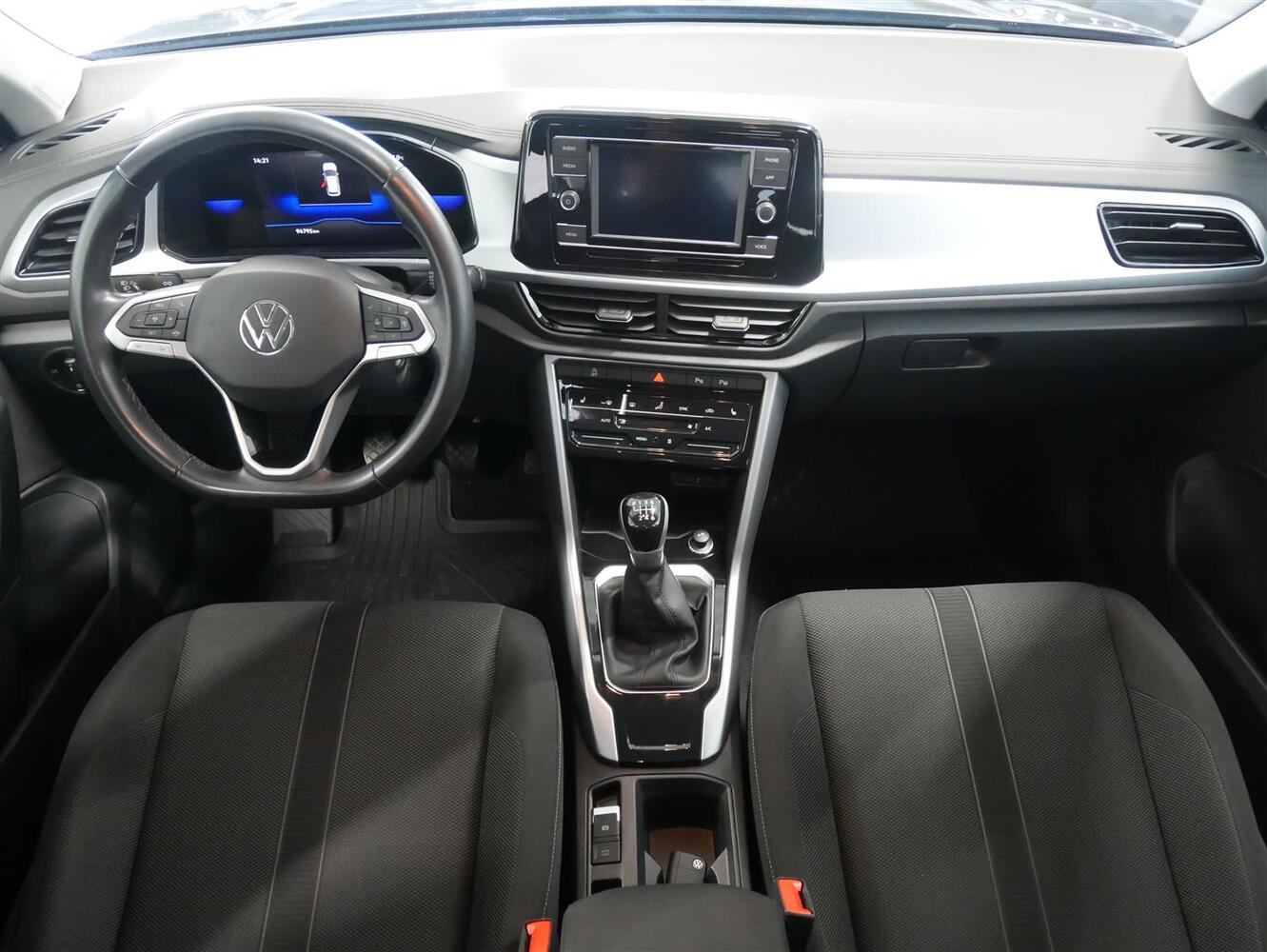 Volkswagen T-Roc vaihtoauto