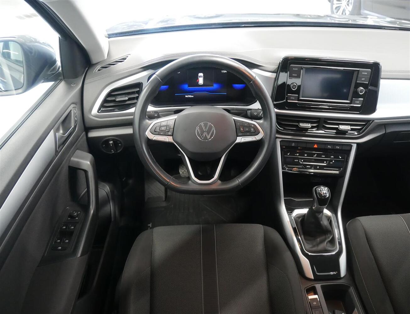 Volkswagen T-Roc vaihtoauto