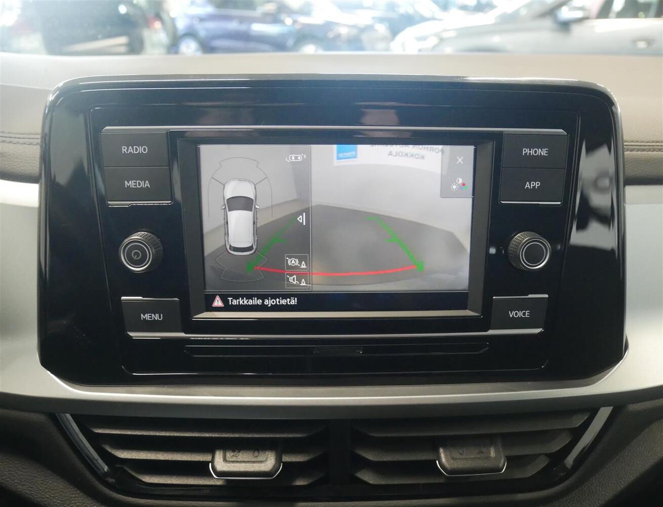Volkswagen T-Roc vaihtoauto