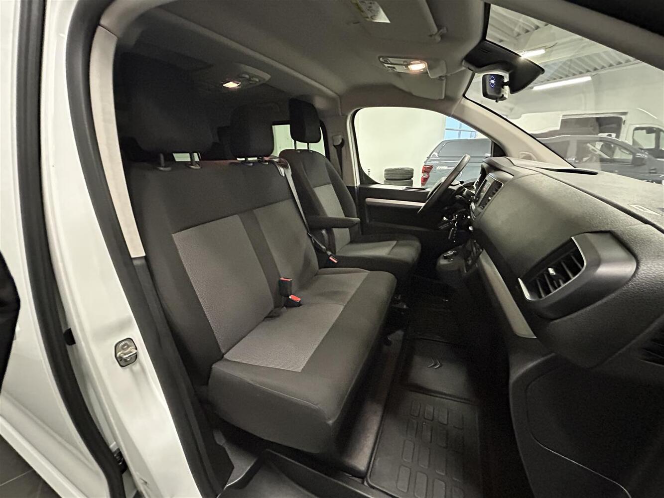 Citroën Spacetourer vaihtoauto