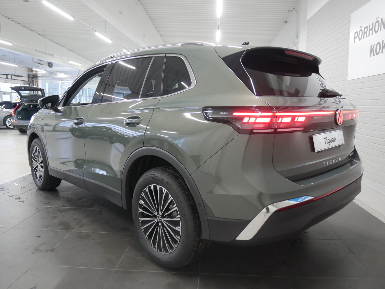 Volkswagen Tiguan vaihtoauto