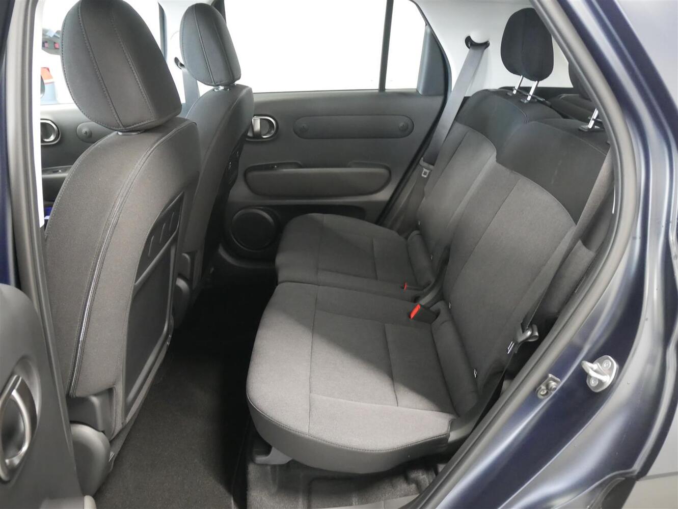 Hyundai INSTER vaihtoauto
