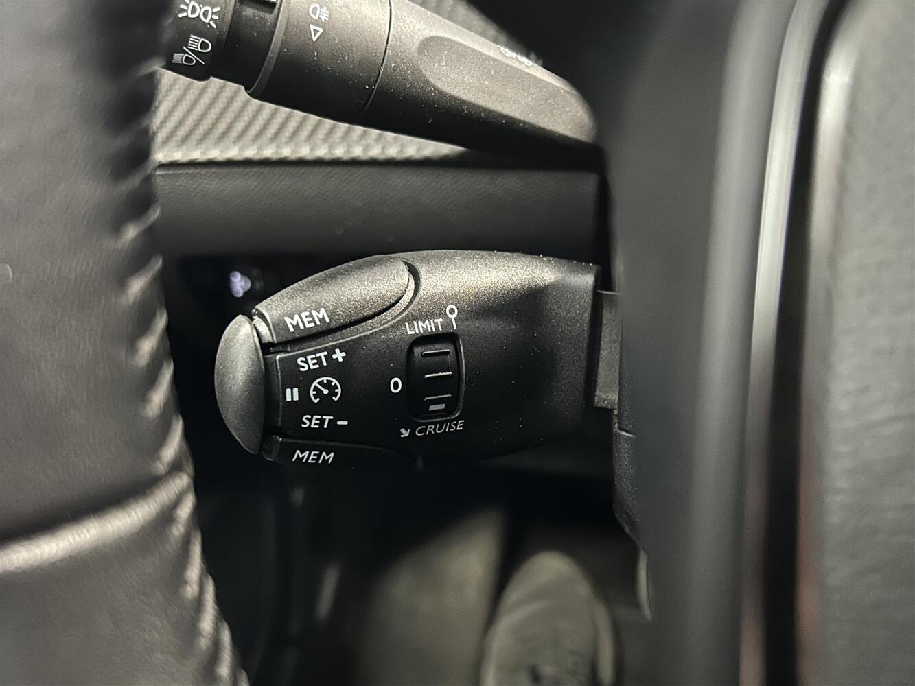 Peugeot e-208 vaihtoauto