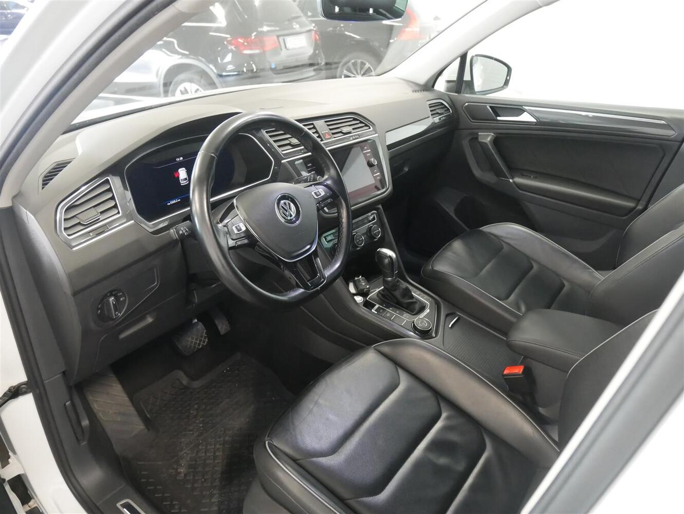 Volkswagen Tiguan vaihtoauto