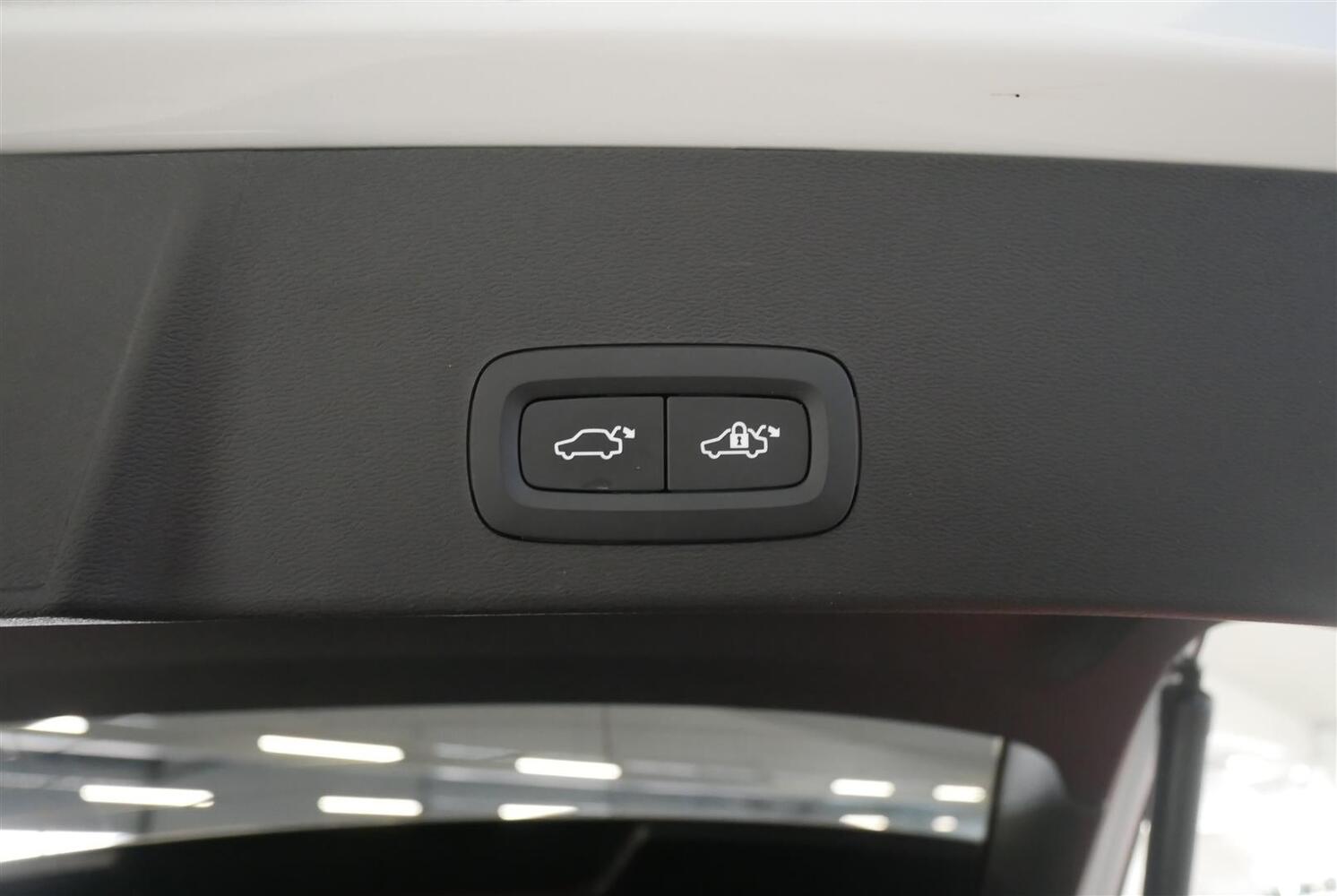 Volvo EX40 vaihtoauto