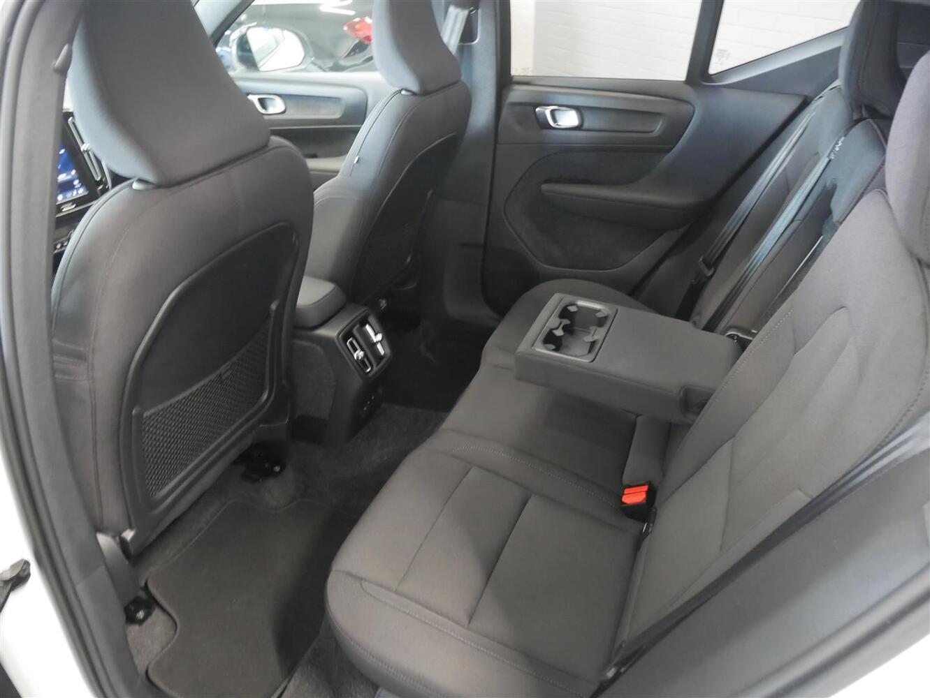 Volvo EX40 vaihtoauto