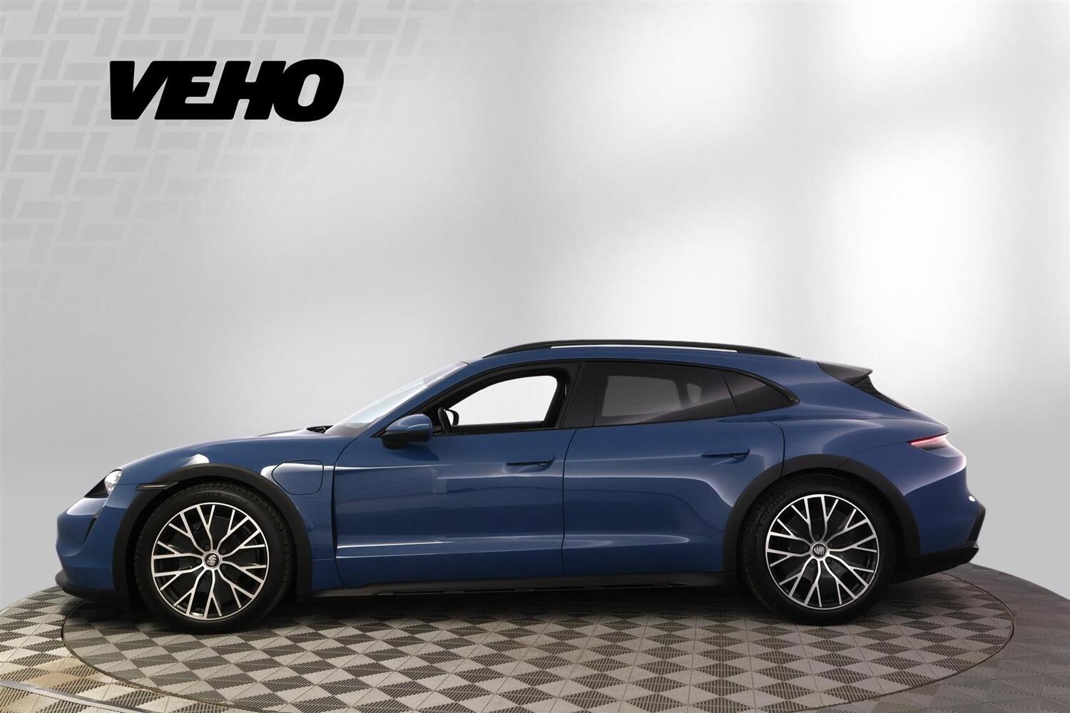 Porsche Taycan vaihtoauto