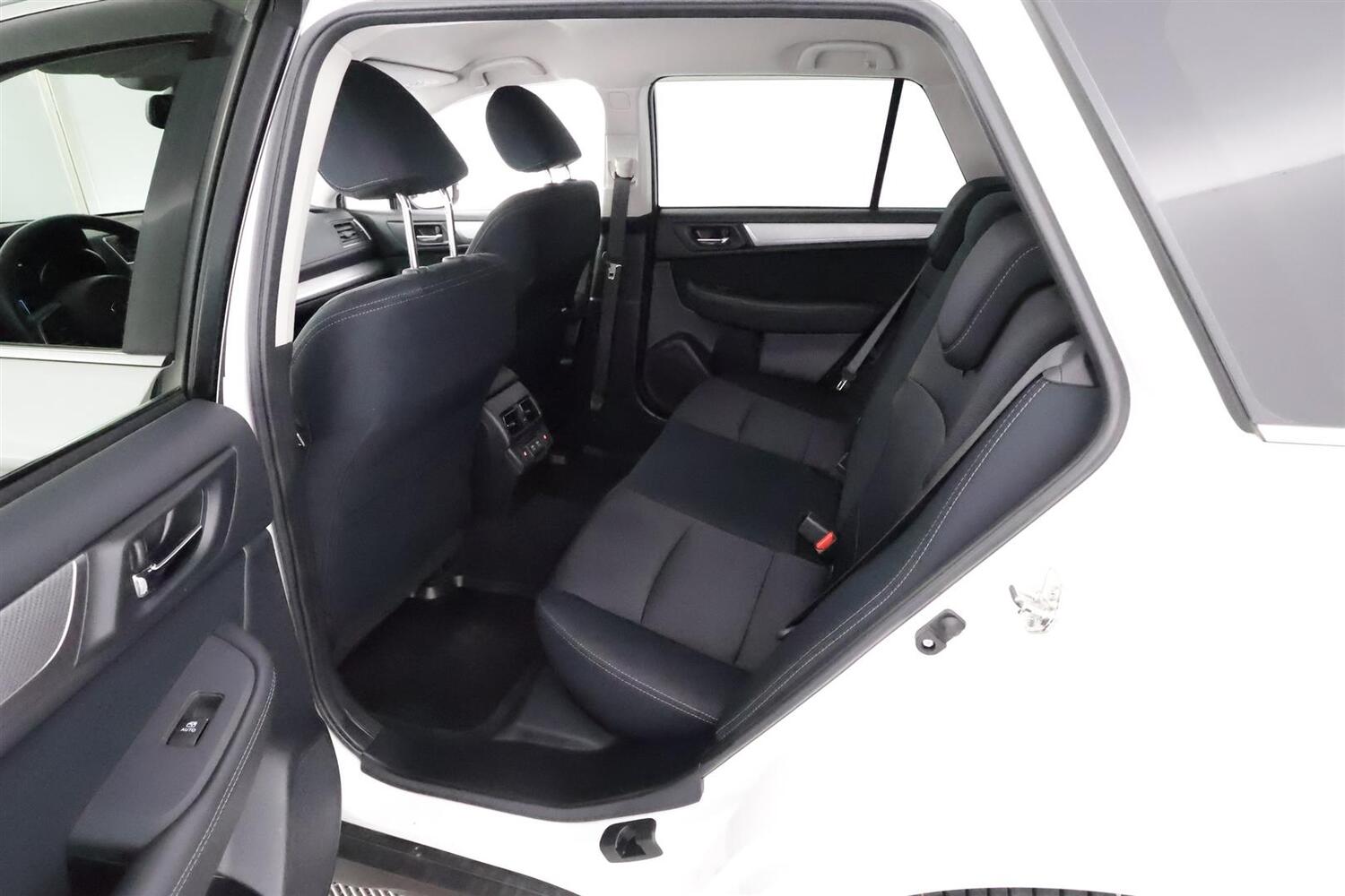 Subaru Outback vaihtoauto