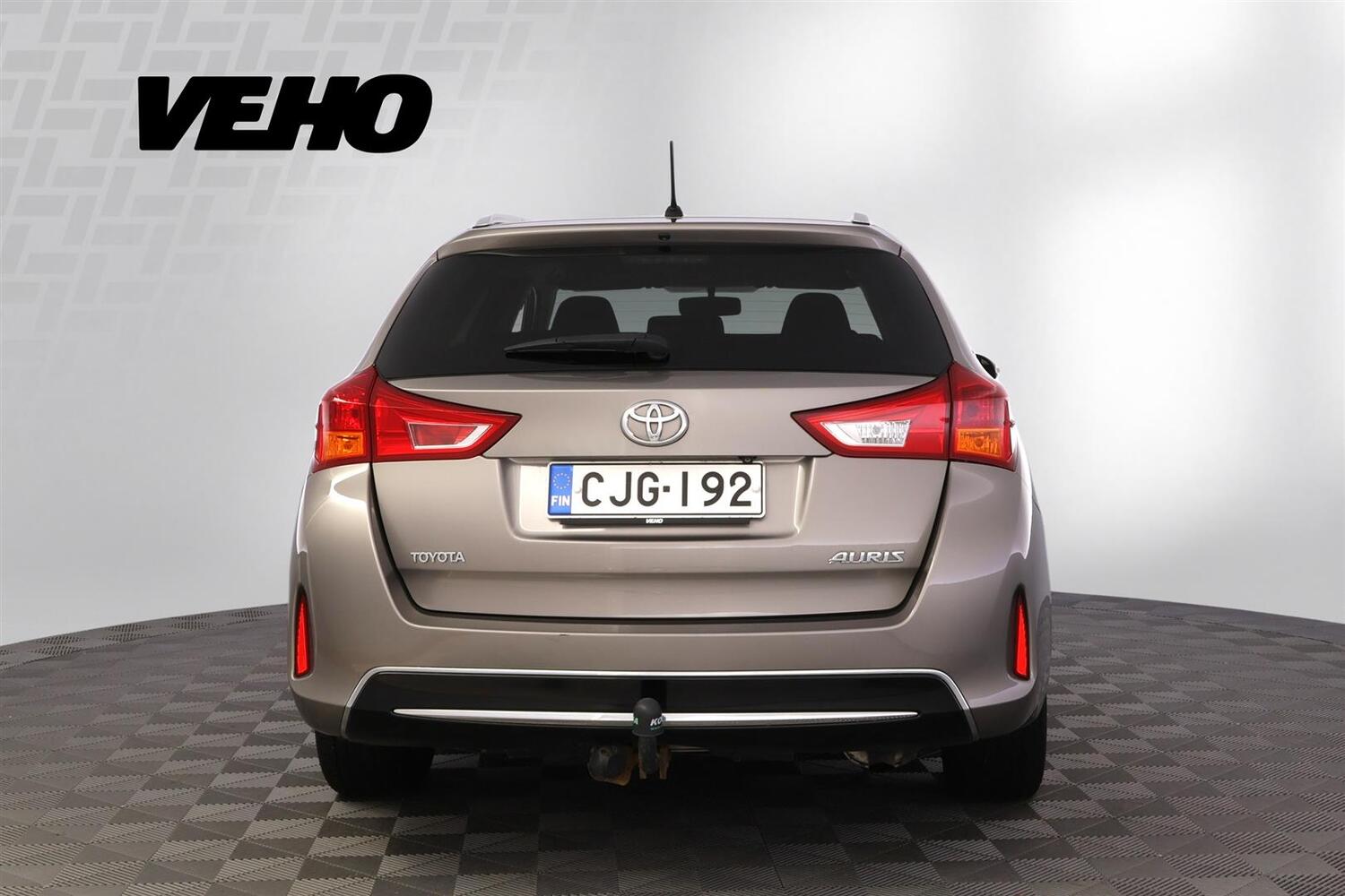 Toyota Auris vaihtoauto
