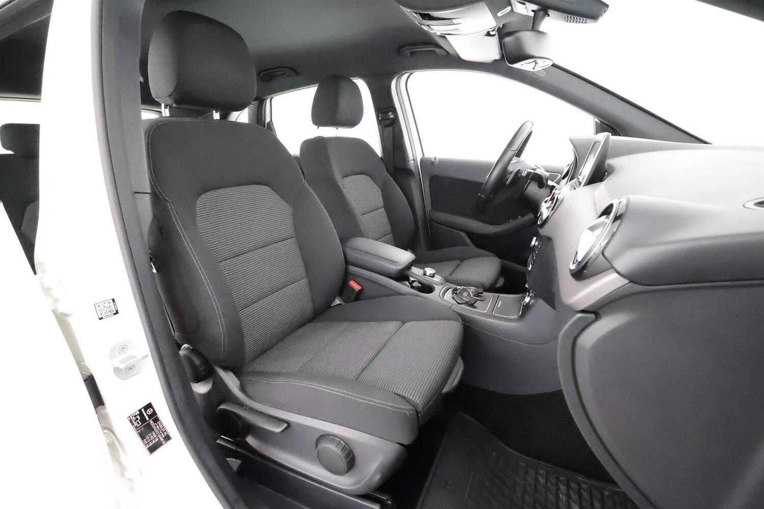 Mercedes-Benz B vaihtoauto