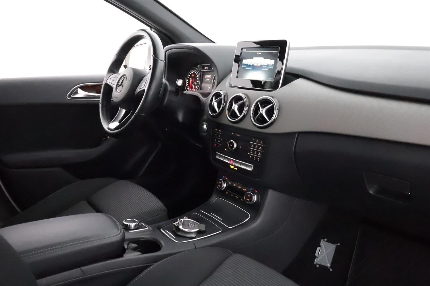 Mercedes-Benz B vaihtoauto