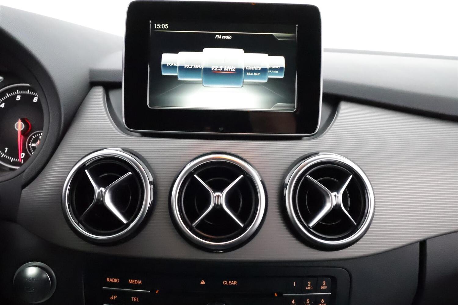 Mercedes-Benz B vaihtoauto