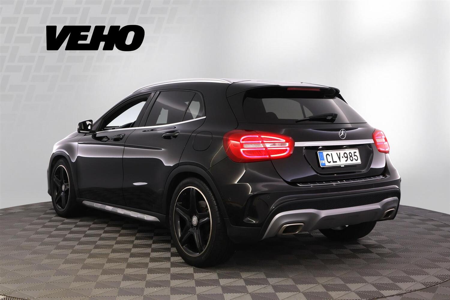 Mercedes-Benz GLA vaihtoauto