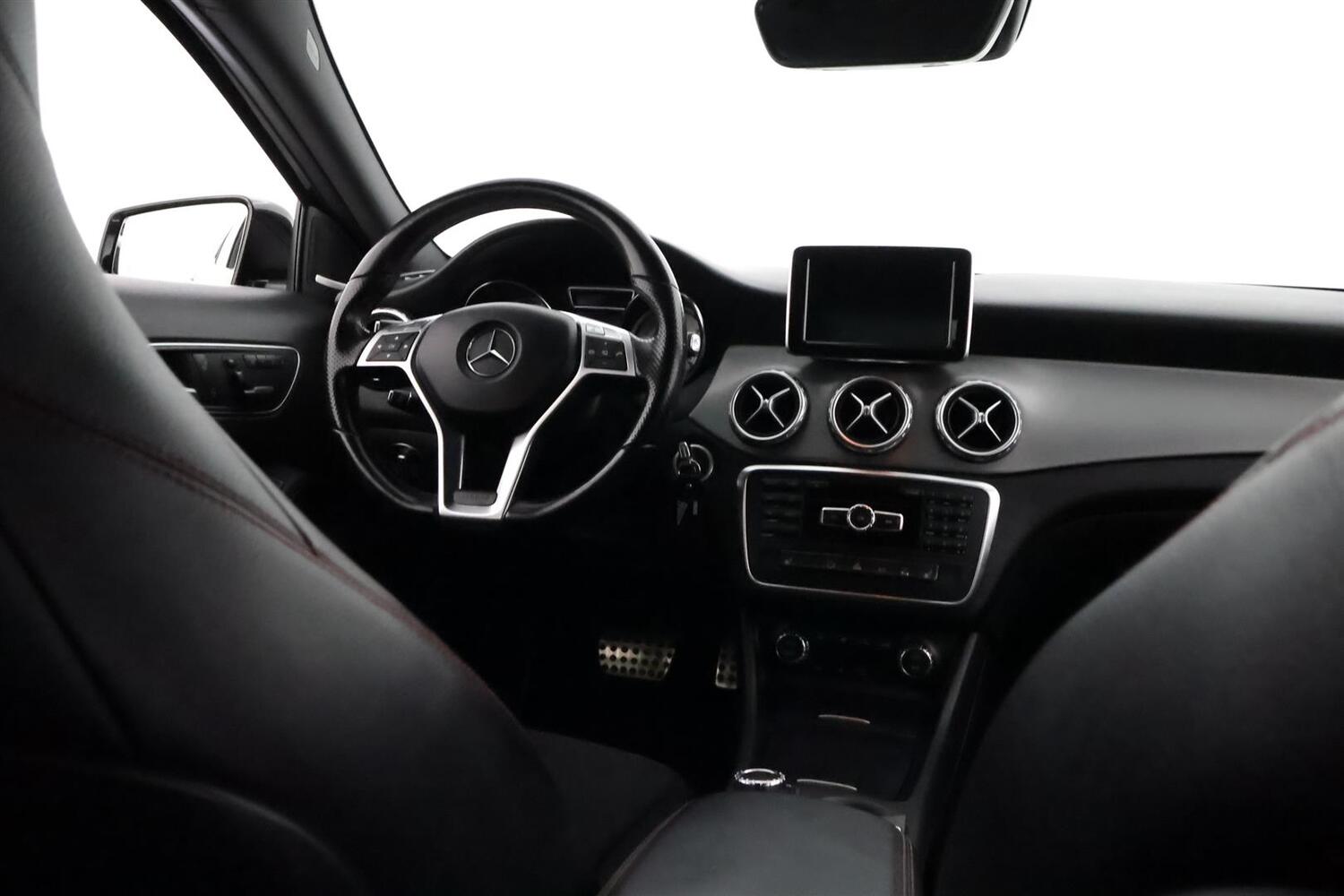 Mercedes-Benz GLA vaihtoauto