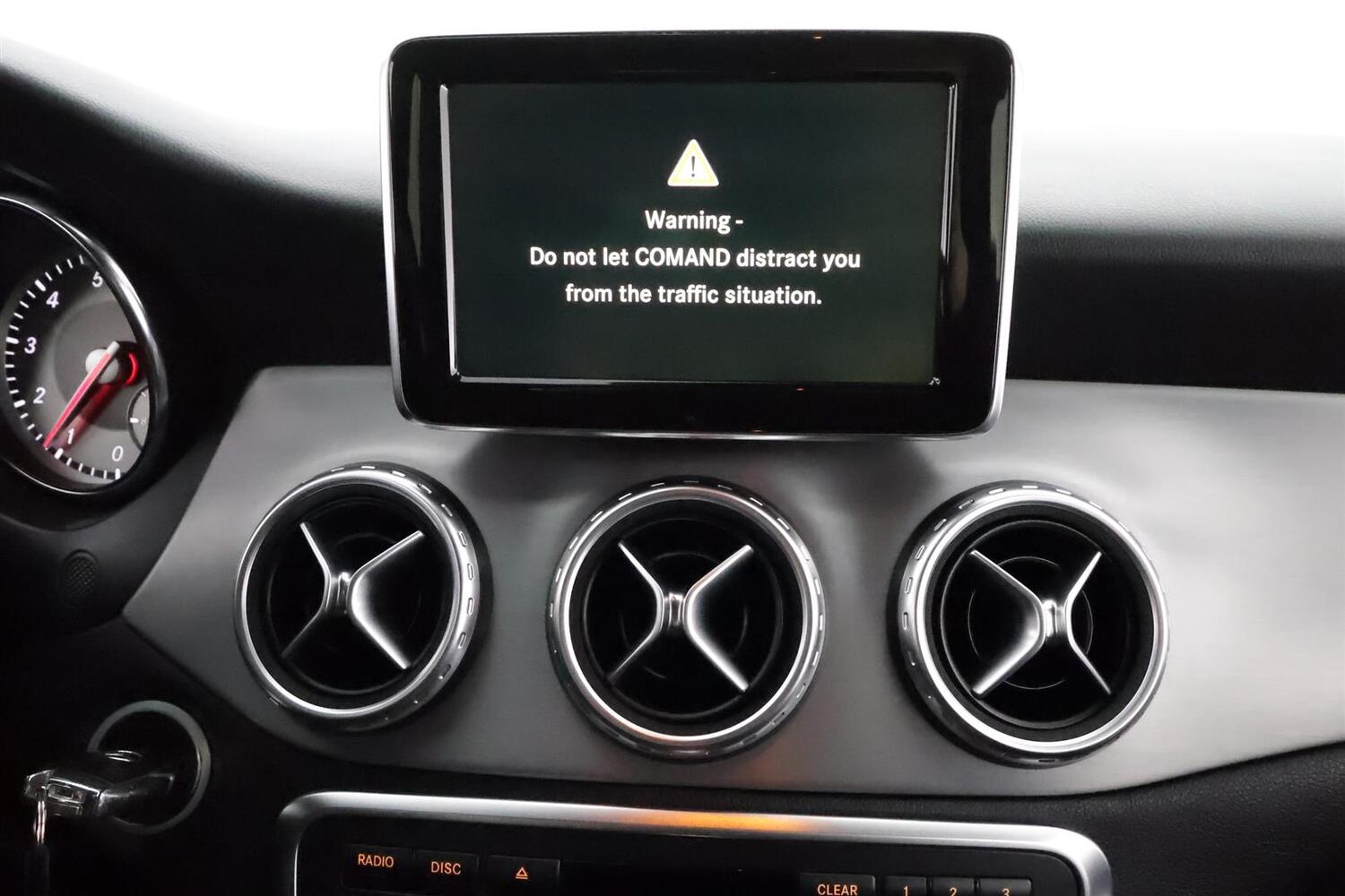 Mercedes-Benz GLA vaihtoauto