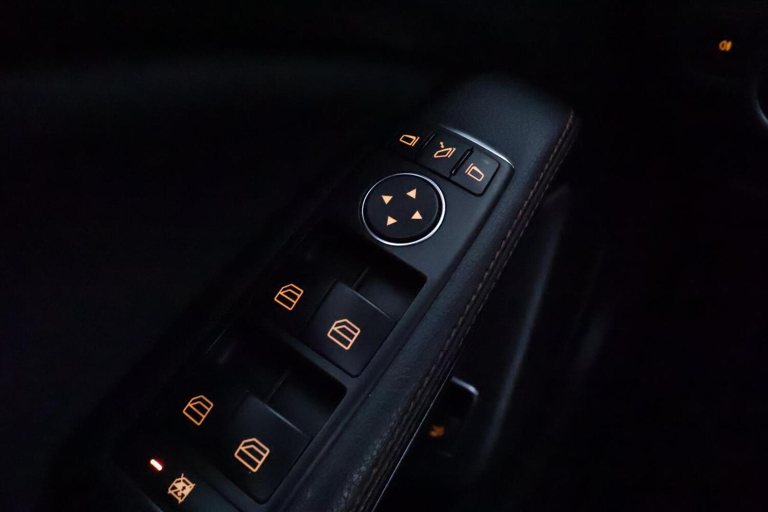 Mercedes-Benz GLA vaihtoauto