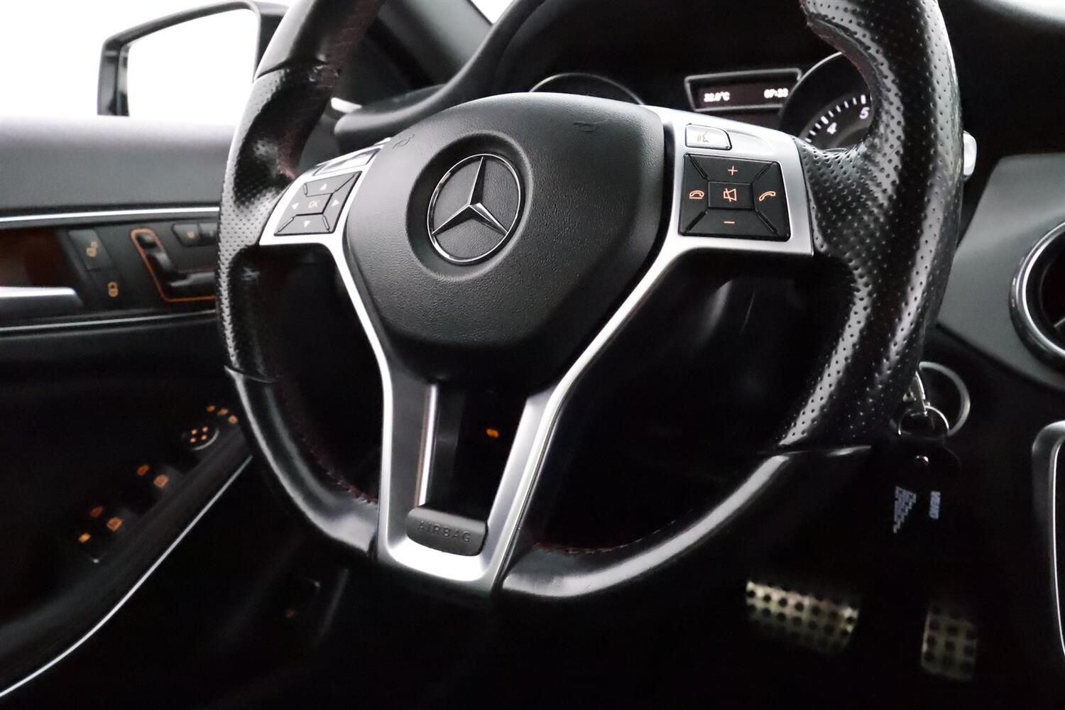 Mercedes-Benz GLA vaihtoauto