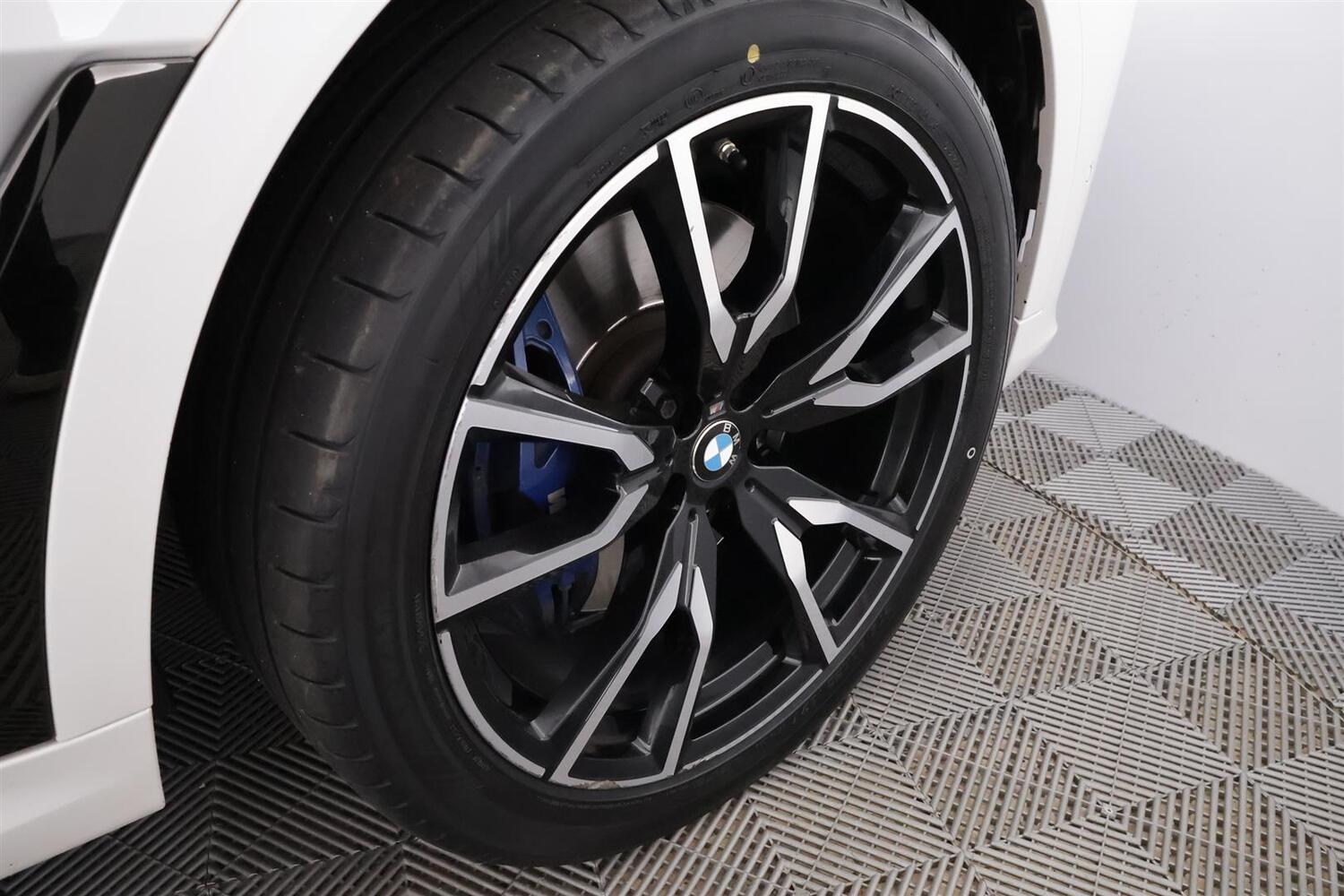 BMW X7 vaihtoauto