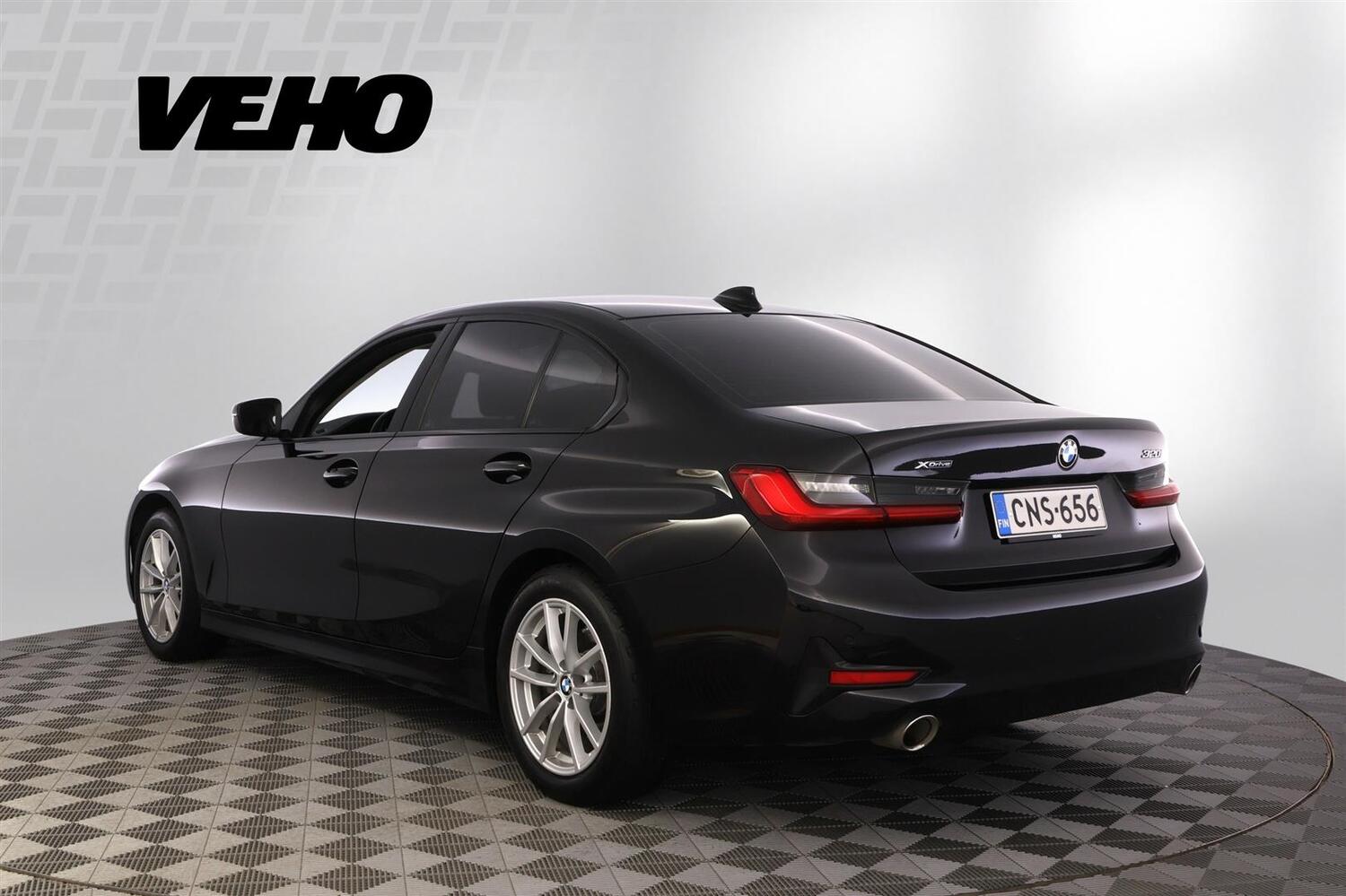 BMW 320 vaihtoauto