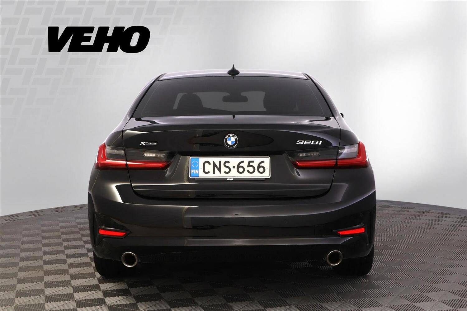 BMW 320 vaihtoauto