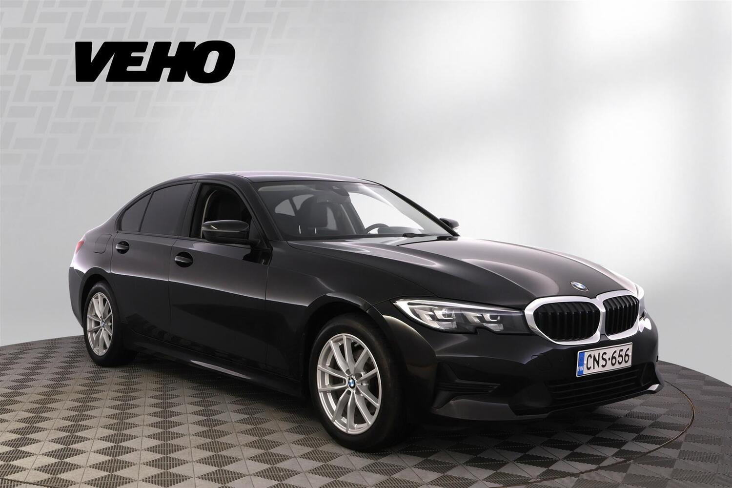 BMW 320 vaihtoauto