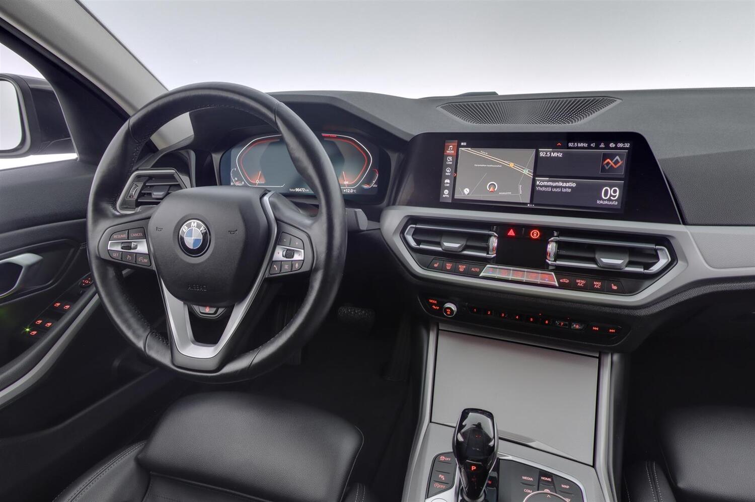 BMW 320 vaihtoauto