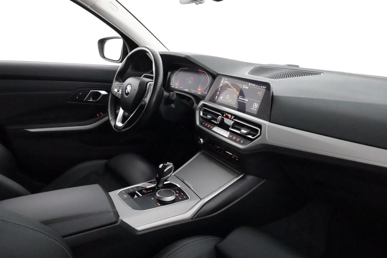 BMW 320 vaihtoauto