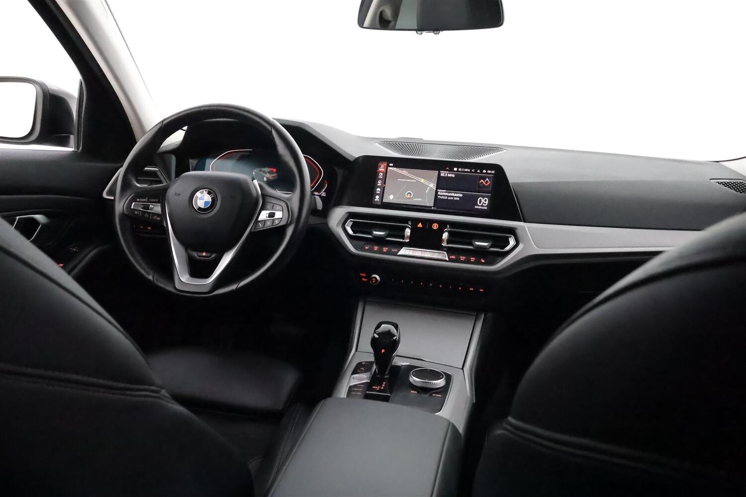 BMW 320 vaihtoauto