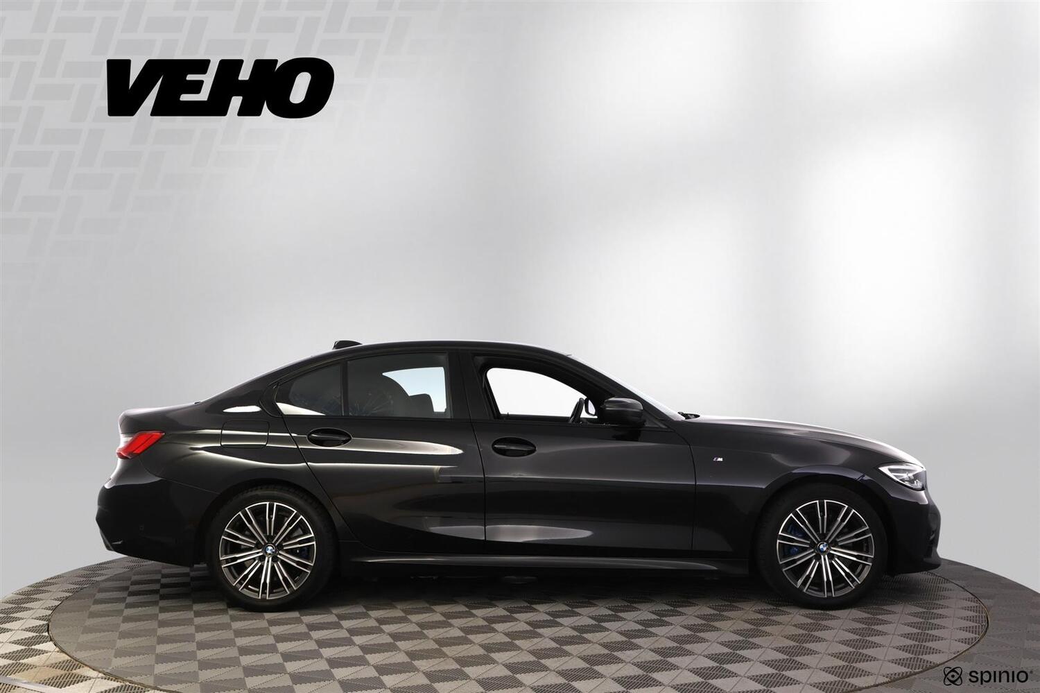 BMW 330 vaihtoauto