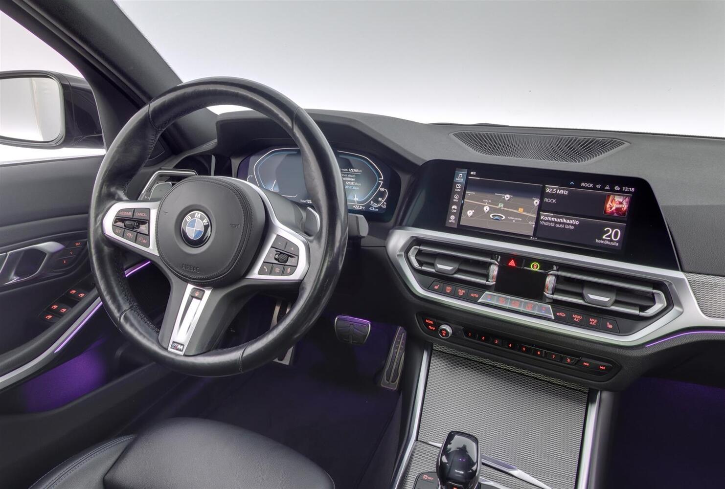 BMW 330 vaihtoauto