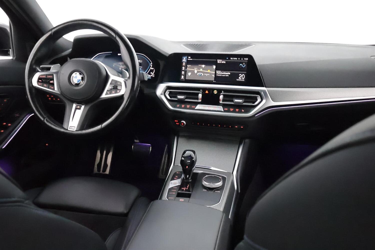 BMW 330 vaihtoauto