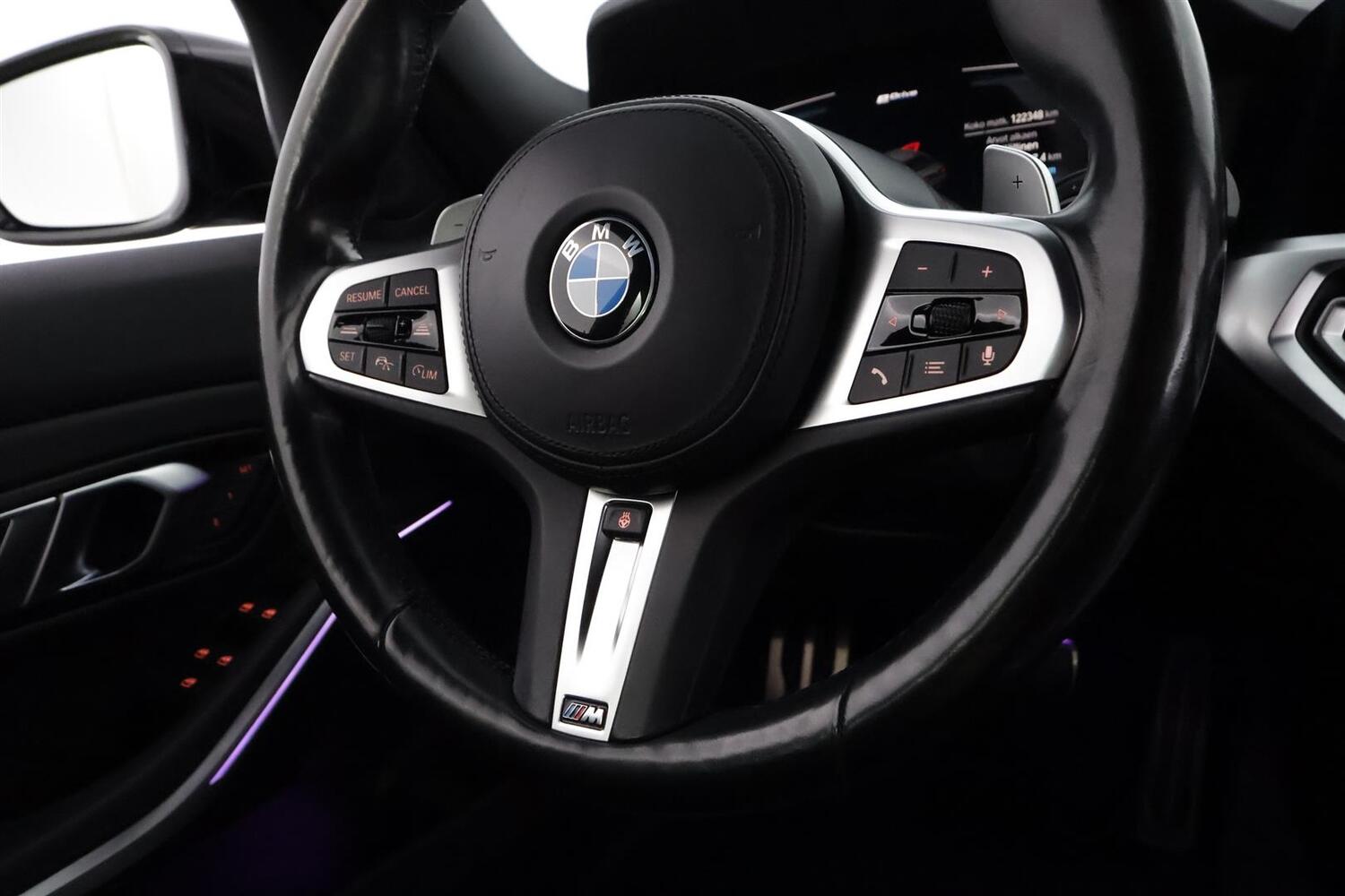 BMW 330 vaihtoauto