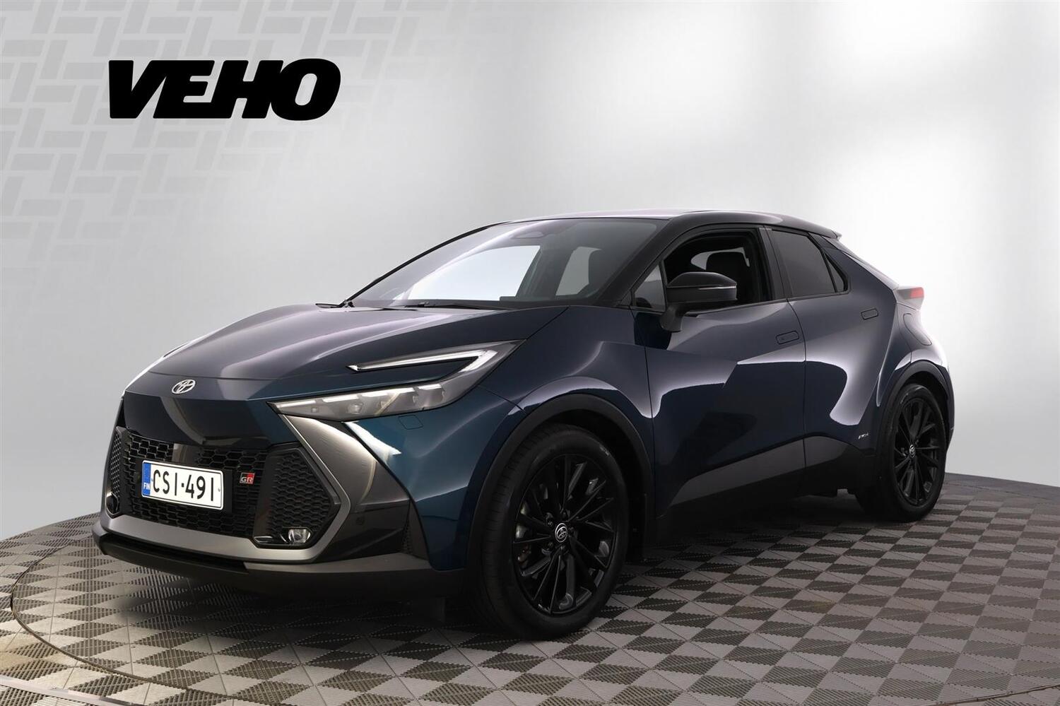 Toyota C-HR vaihtoauto