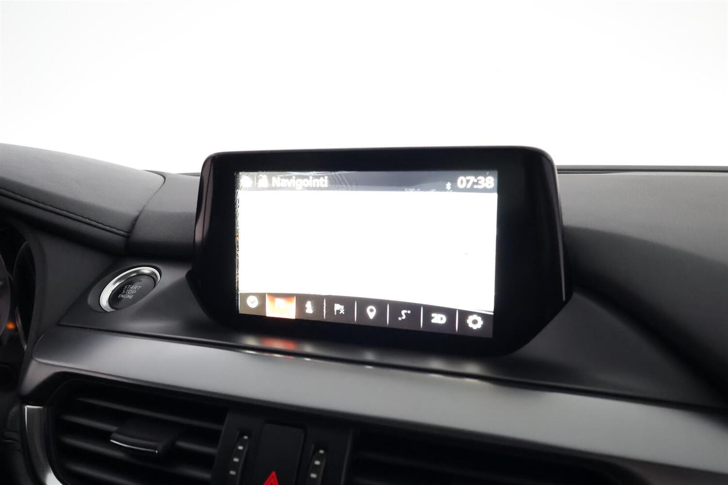 Mazda 6 vaihtoauto