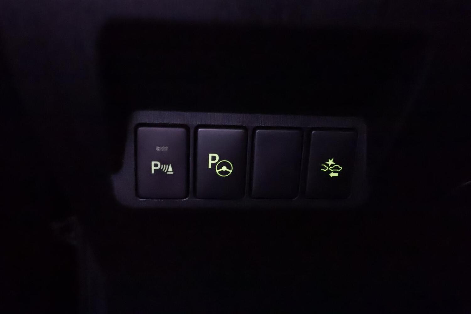 Toyota Prius+ vaihtoauto