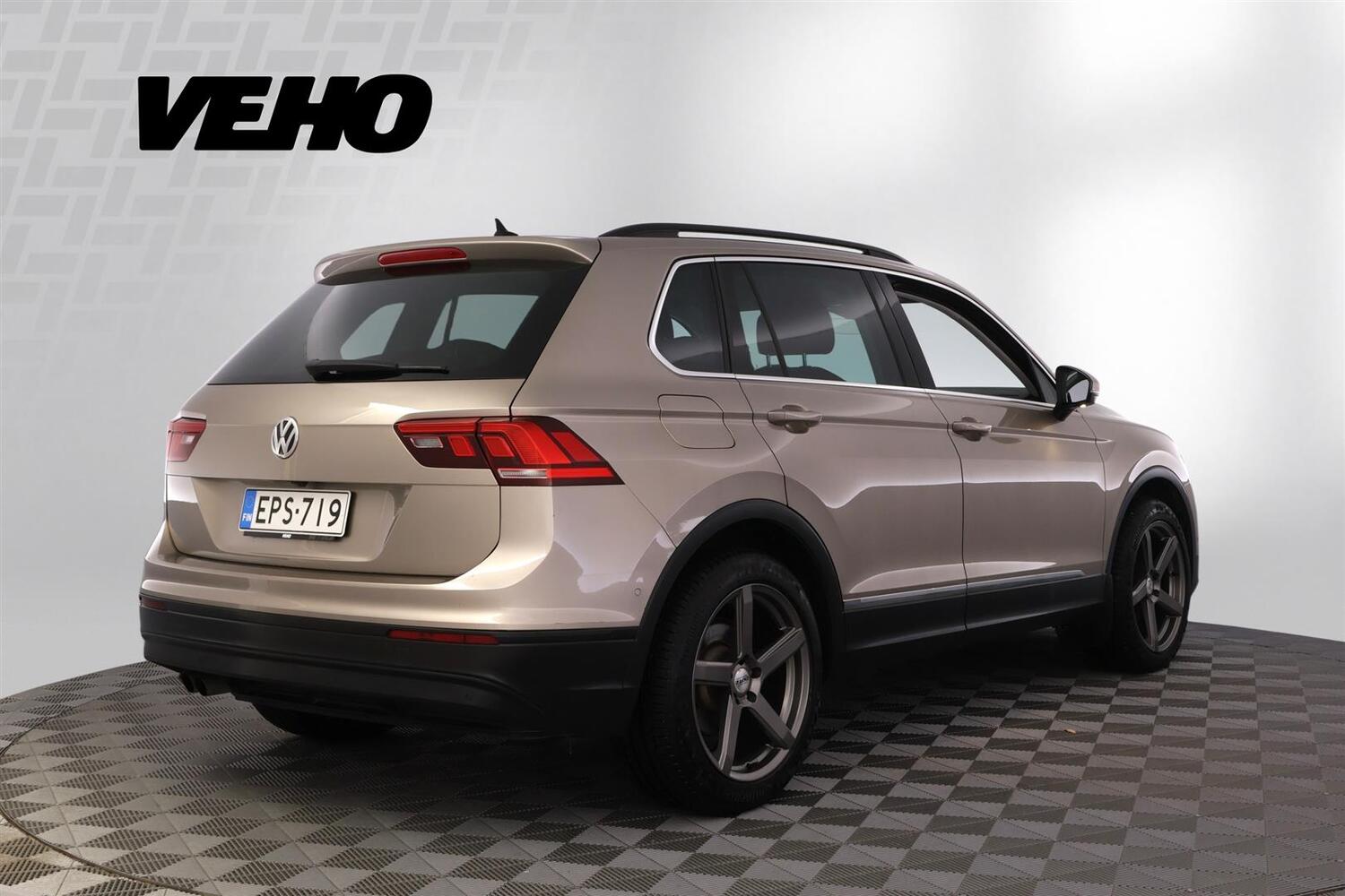 Volkswagen Tiguan vaihtoauto