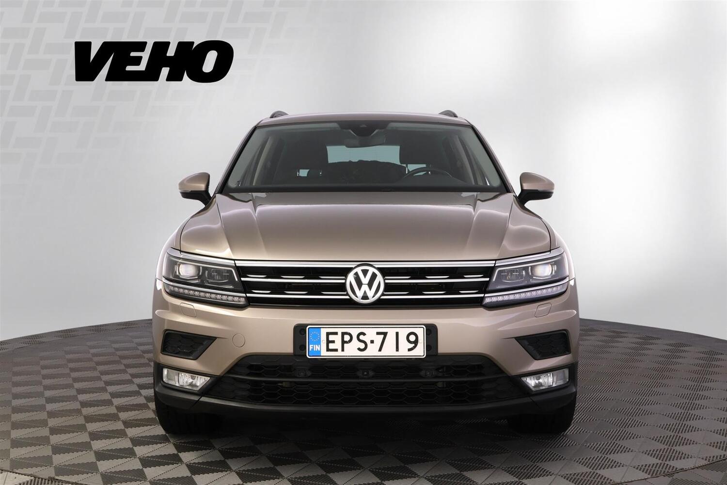 Volkswagen Tiguan vaihtoauto