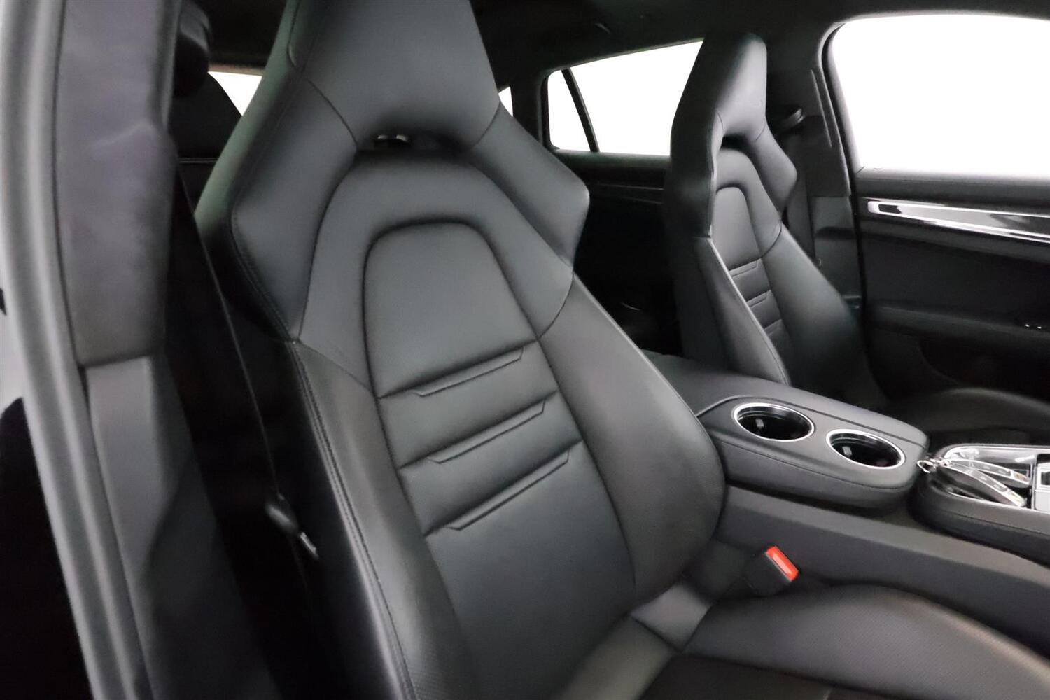 Porsche Panamera vaihtoauto
