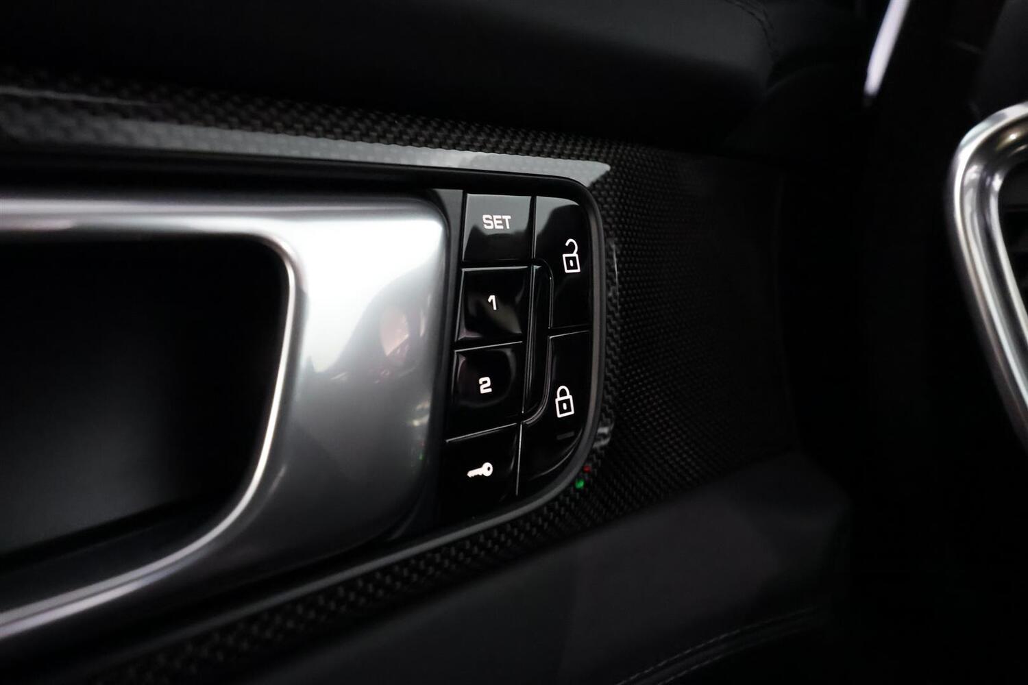 Porsche Panamera vaihtoauto