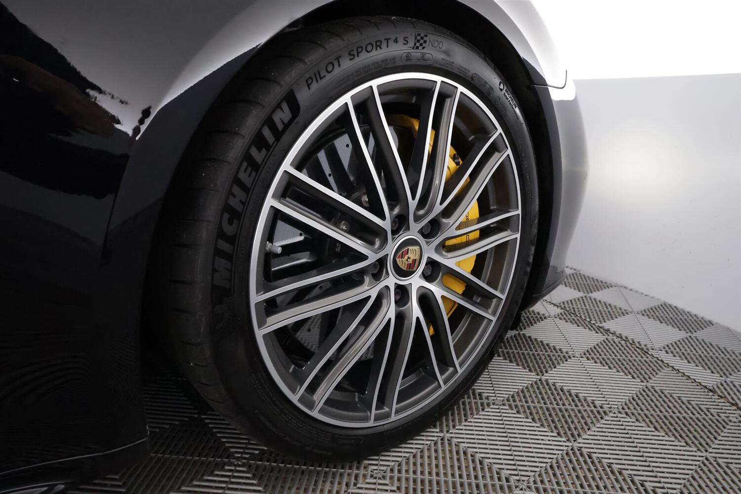 Porsche Panamera vaihtoauto
