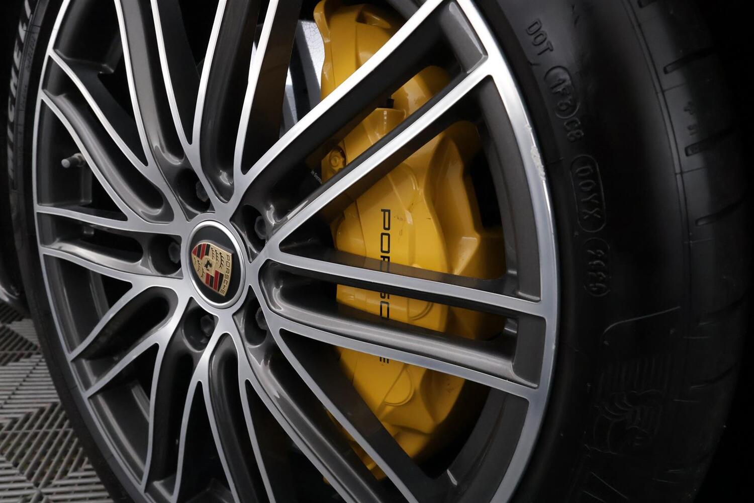 Porsche Panamera vaihtoauto