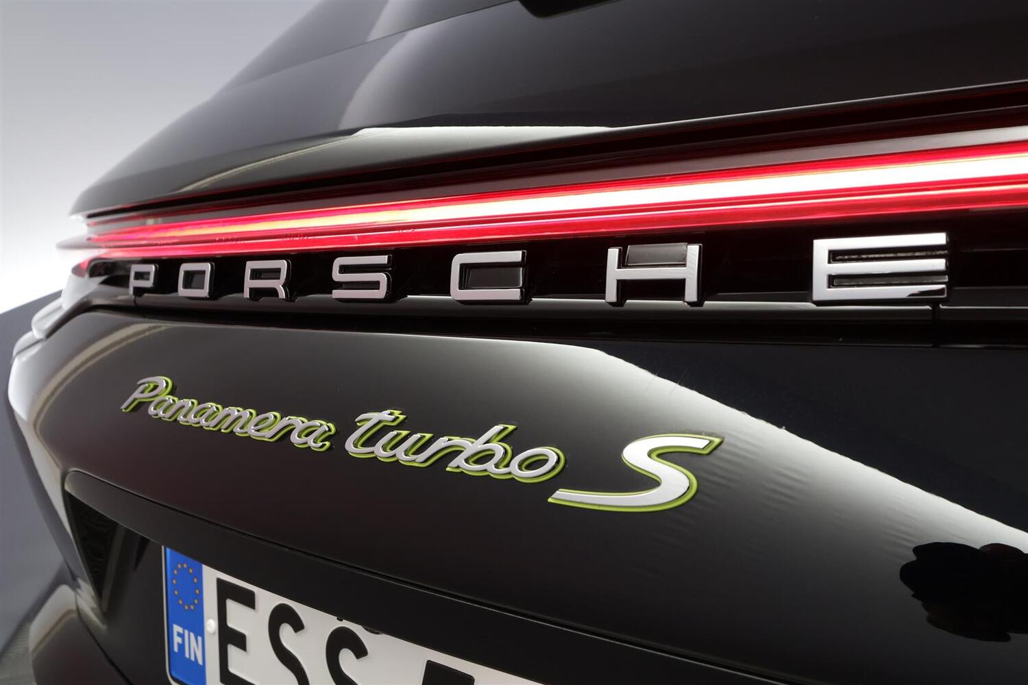 Porsche Panamera vaihtoauto