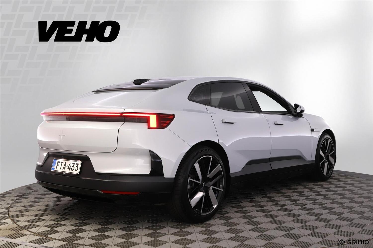 Polestar 4 vaihtoauto