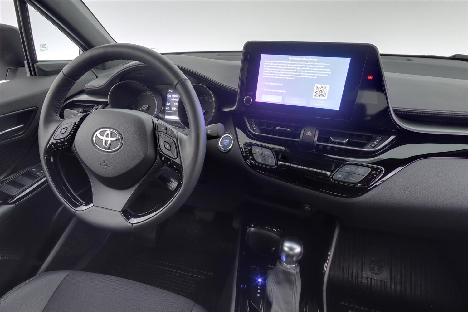 Toyota C-HR vaihtoauto