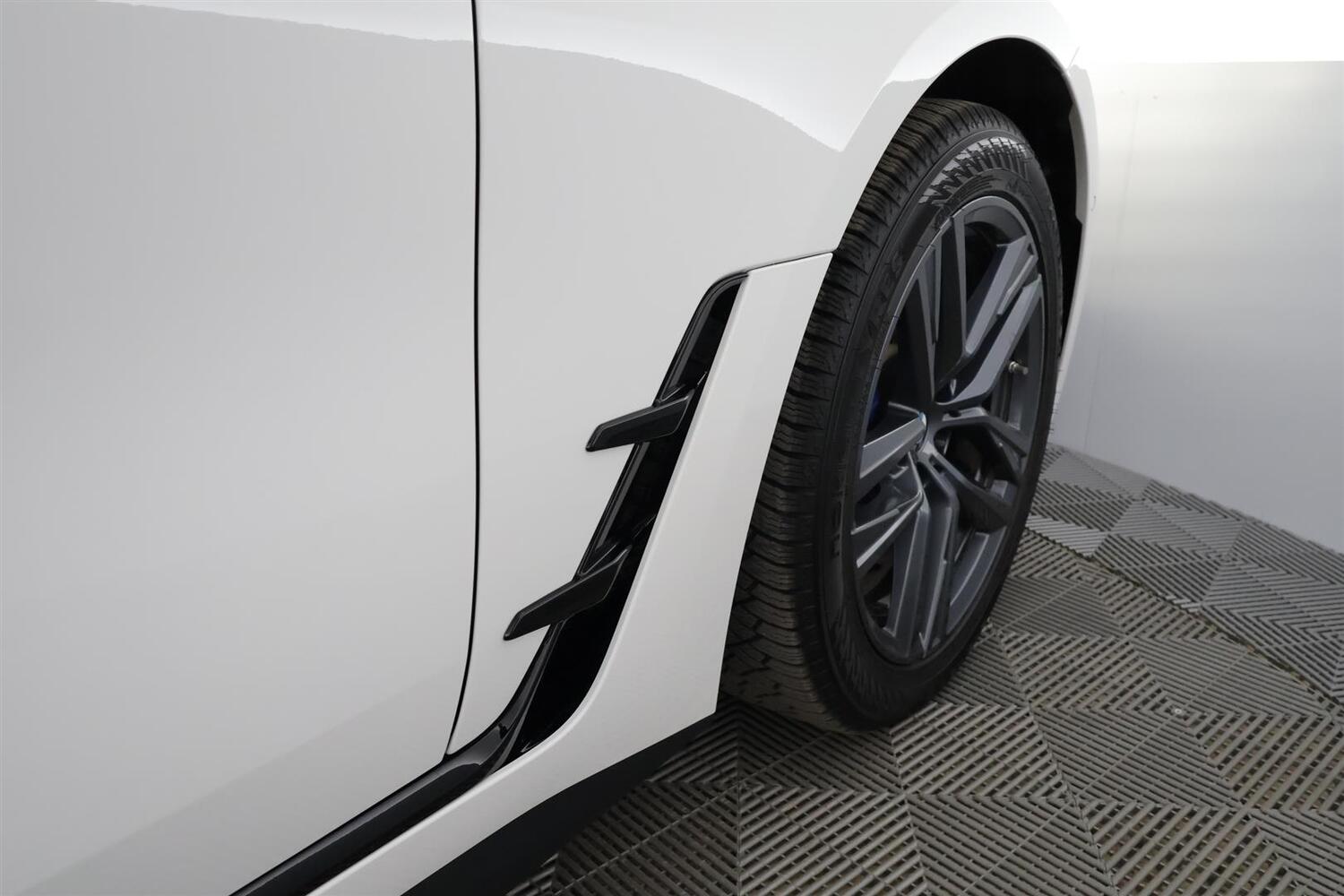 BMW i4 M50 vaihtoauto