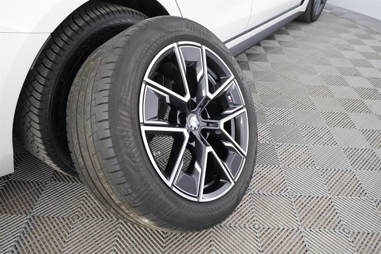 BMW i4 M50 vaihtoauto