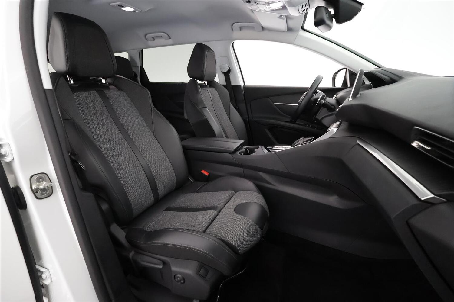 Peugeot 5008 vaihtoauto