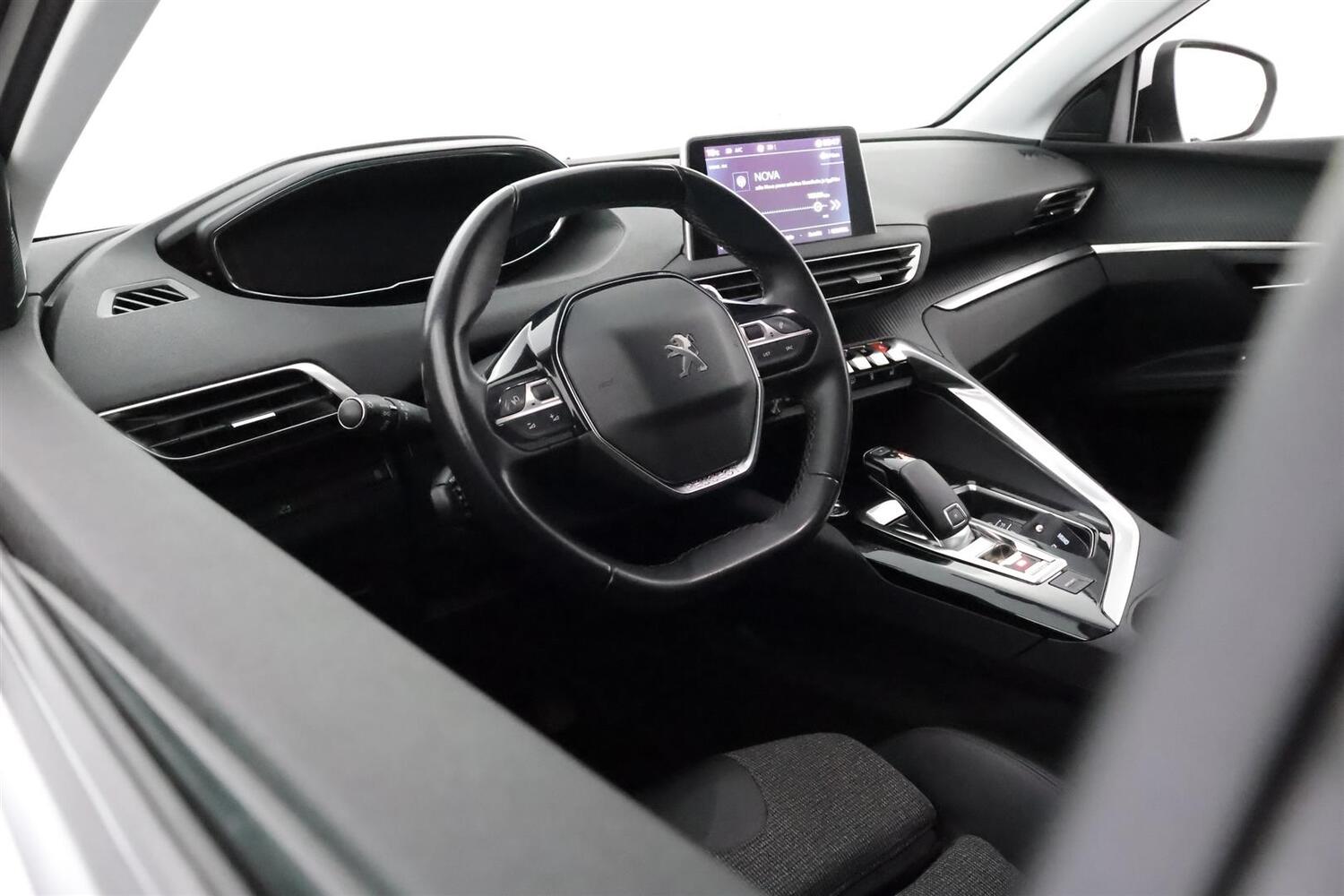 Peugeot 5008 vaihtoauto