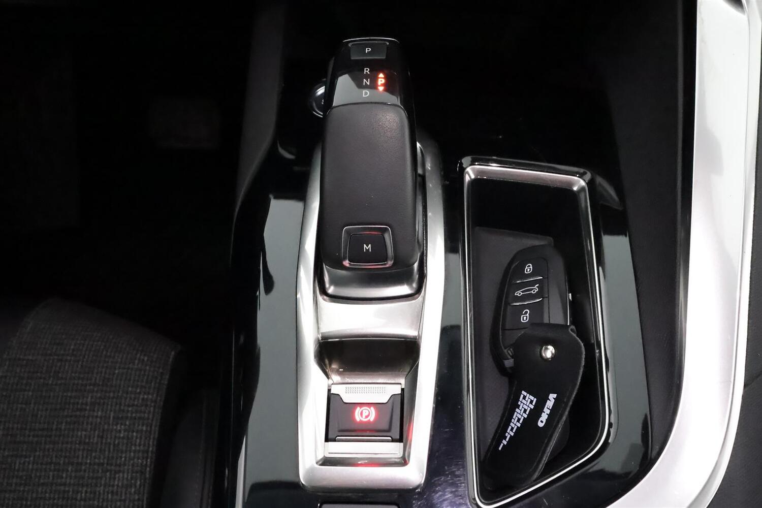 Peugeot 5008 vaihtoauto