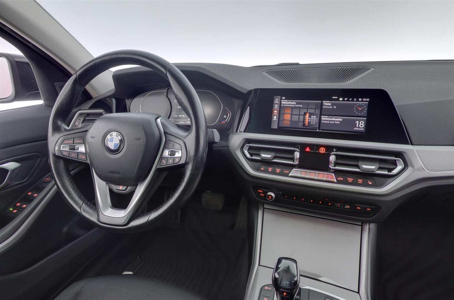 BMW 320 vaihtoauto
